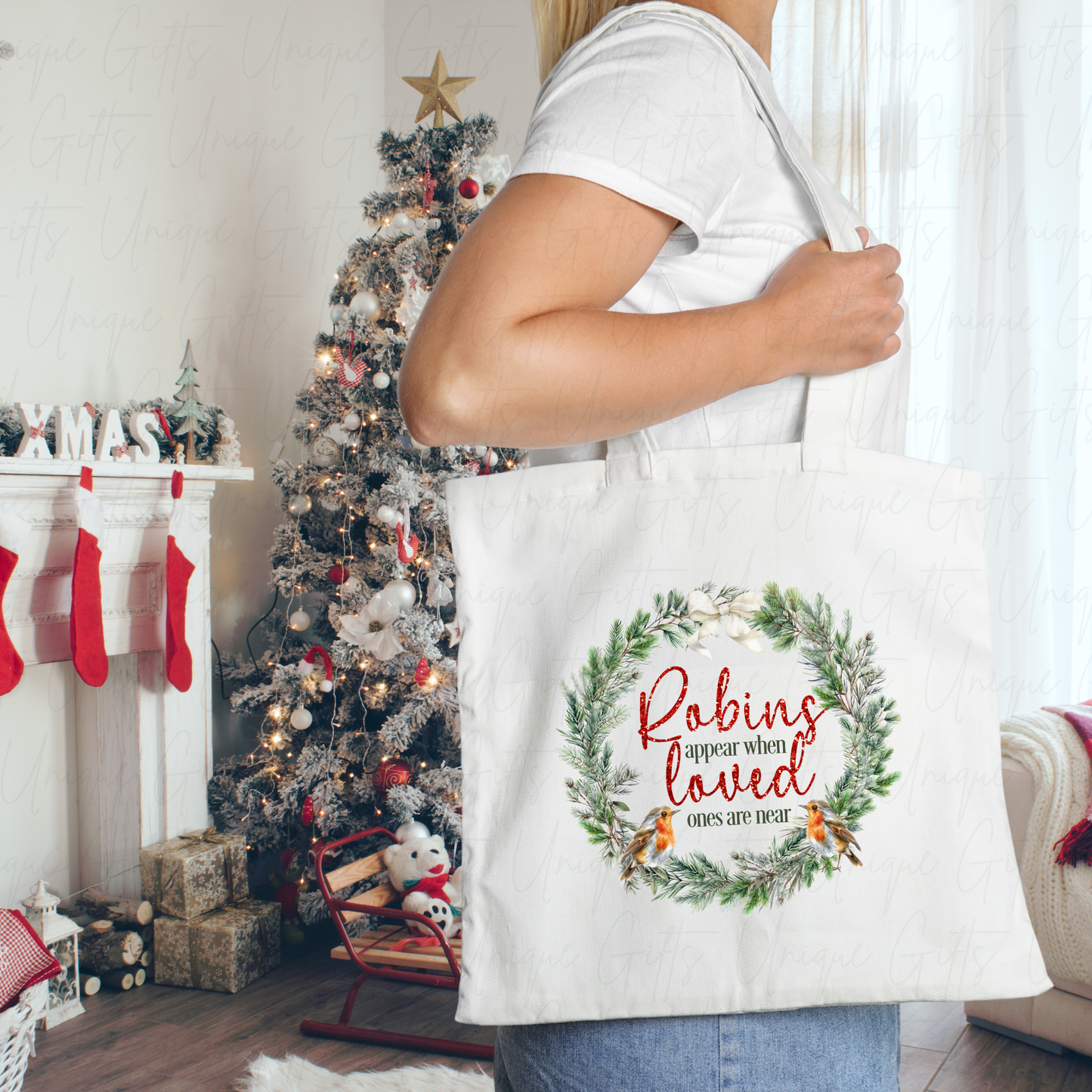 Personalised Robin in a Wreath Christmas Tote Bag β Custom Name Festive Gift Bag