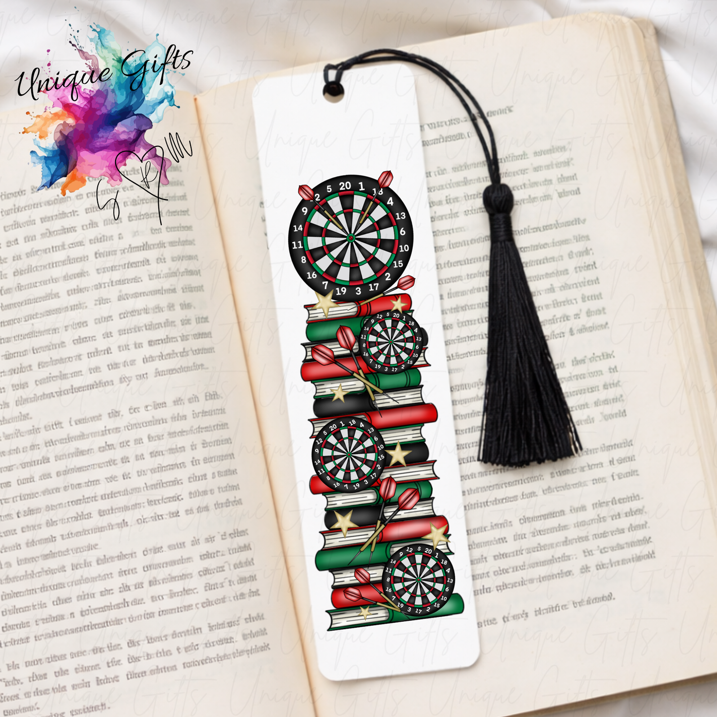 Personalised darts board bookmark – fun book stack design – aluminium with black tassel