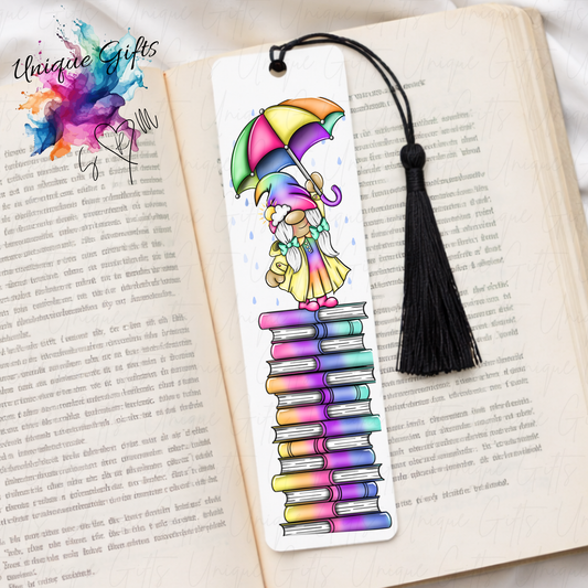 Personalised gonk bookmark with umbrella – fun book stack design – aluminium with black tassel