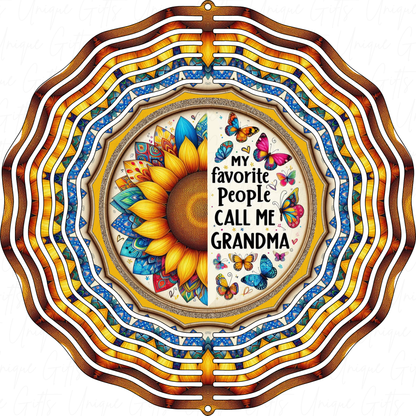 Wind Spinner Favourite People Call Me Grandma Design.