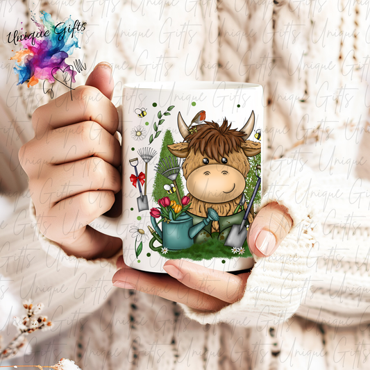 Highland Cow Gardener Mug – Cute Floral Cow Coffee Cup Gift